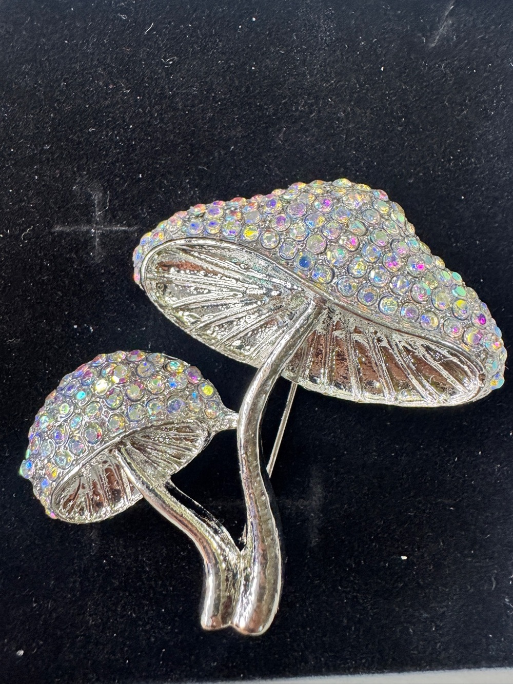 Sparkling Crystal Mushroom Brooch - Silver with Aurora Rhinestones